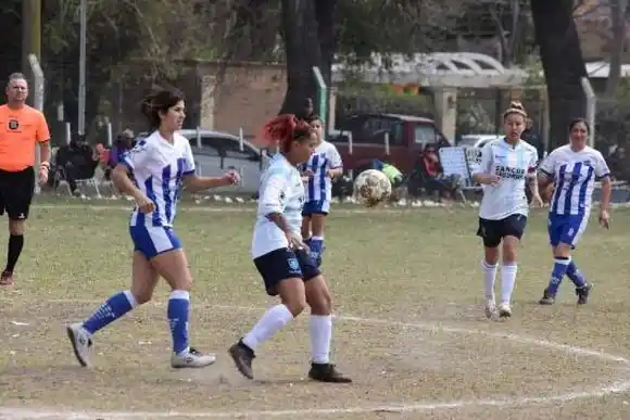 Arranca el torneo de Fùtbol Femenino liguista