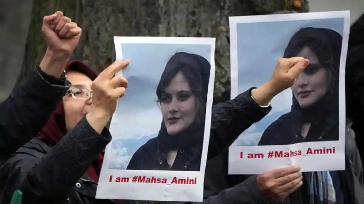 LA LUCHA DIO RESULTADOS: Irán suprime policía de la moral tras casi tres meses de protestas