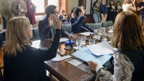 Avanza en el Senado bonaerense la ley para que empleados de bingos y casinos cobren por el Banco Provincia