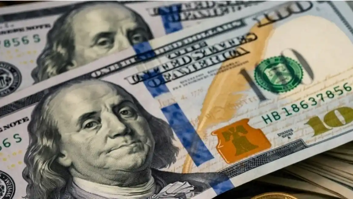 Así cerró el dólar en los bancos argentinos este viernes 24 de abril