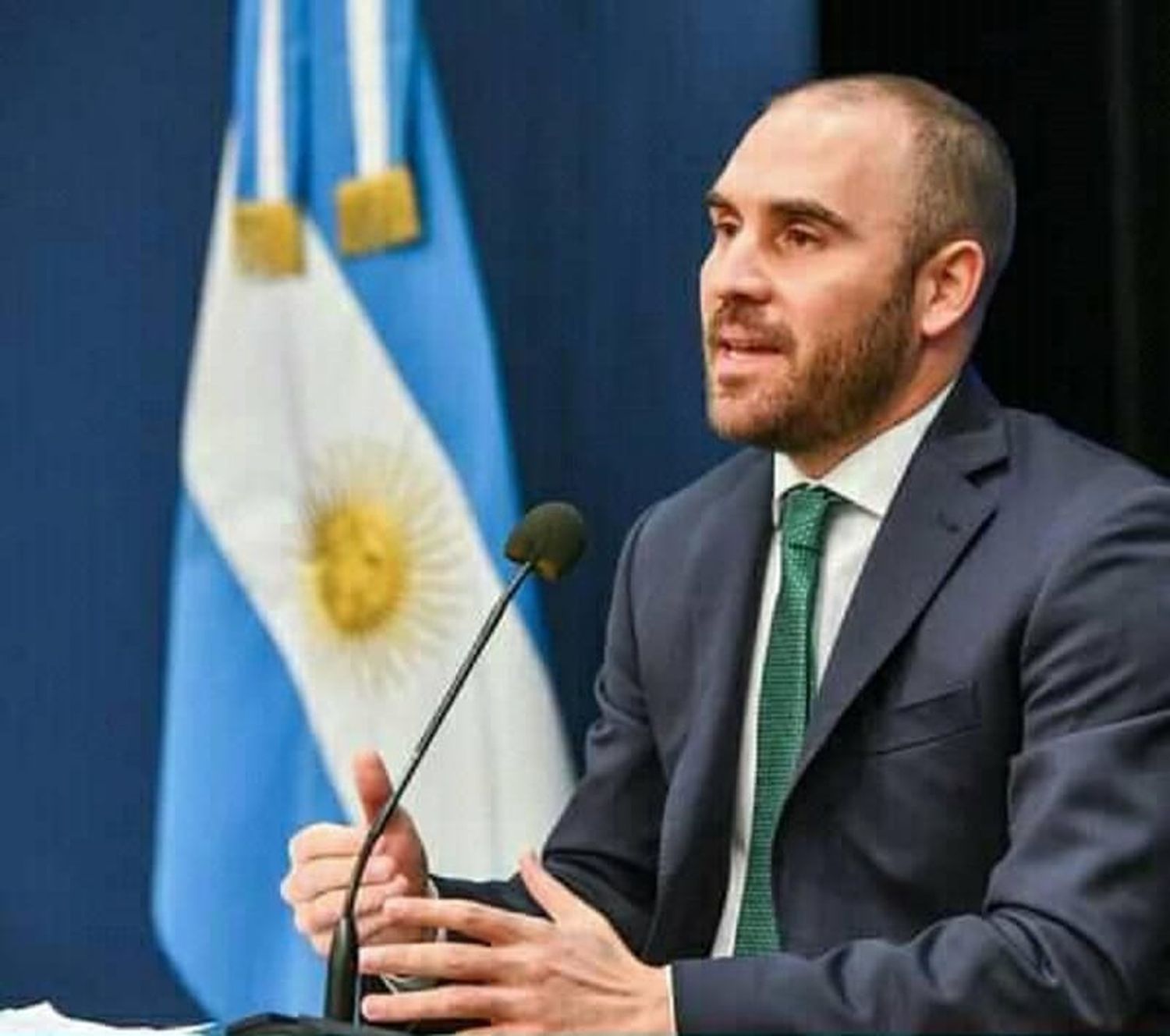 Guzmán aseguró que la inflación de mayo será menor que la de abril y defendió el ajuste de tarifas