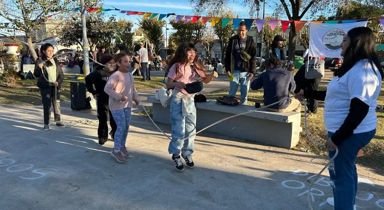 “Juguemos en la plaza” fue un éxito