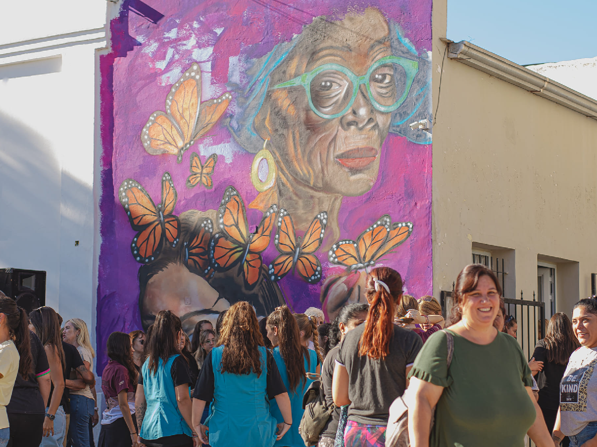 Las mujeres, de festejo en la región    