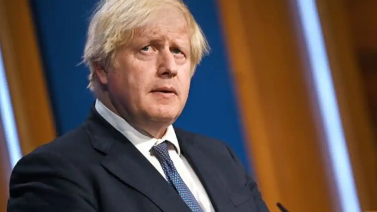 Boris Johnson anunció que levantará todas las restricciones por coronavirus