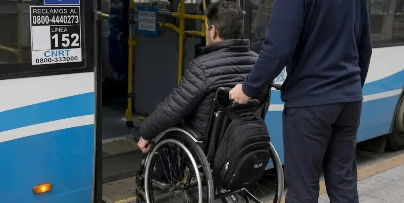 Quienes cuenten con el Certificado Único de Discapacidad (CUD) podrán viajar en trenes y colectivos