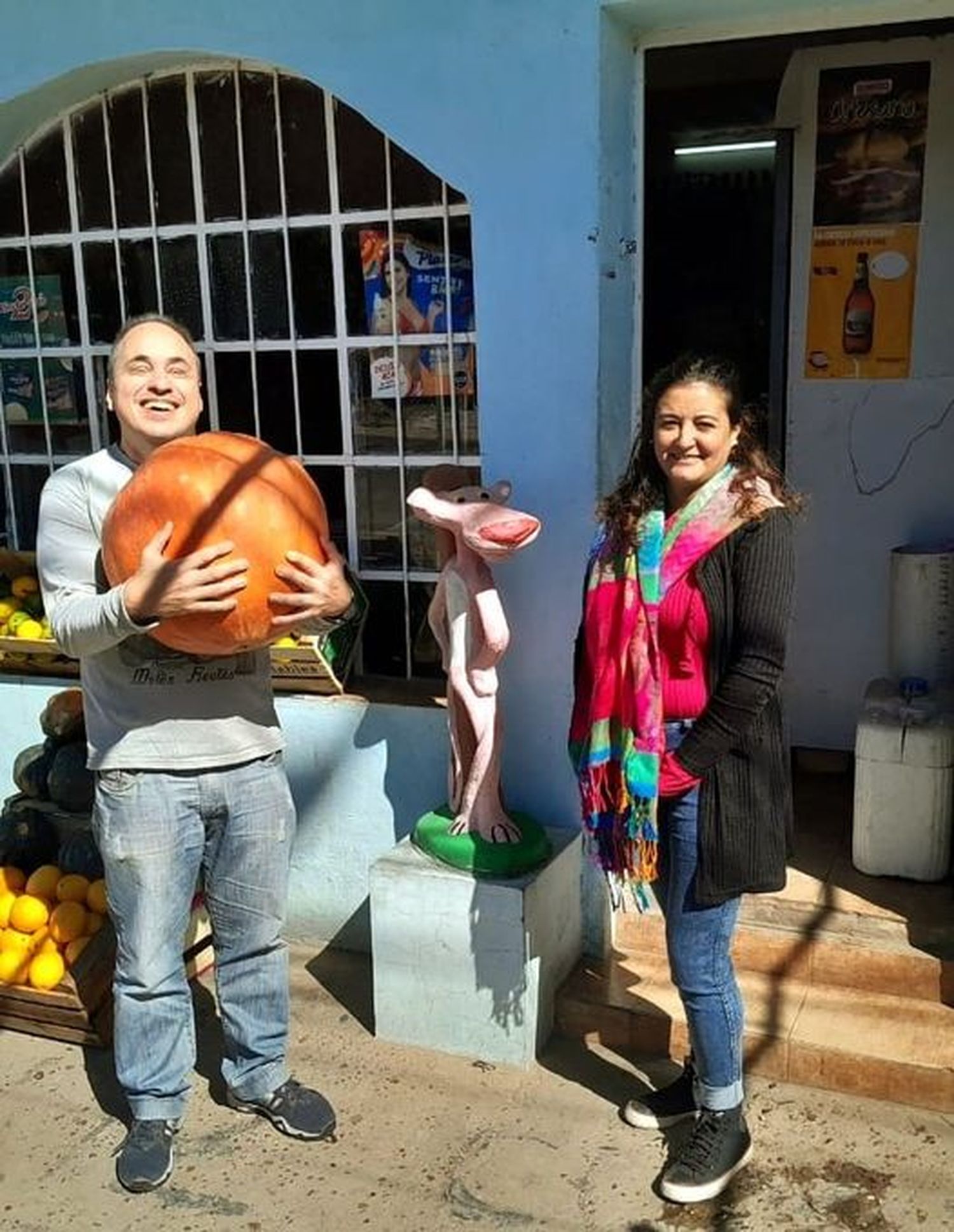 Emiliano López junto a Yamila Jalife.