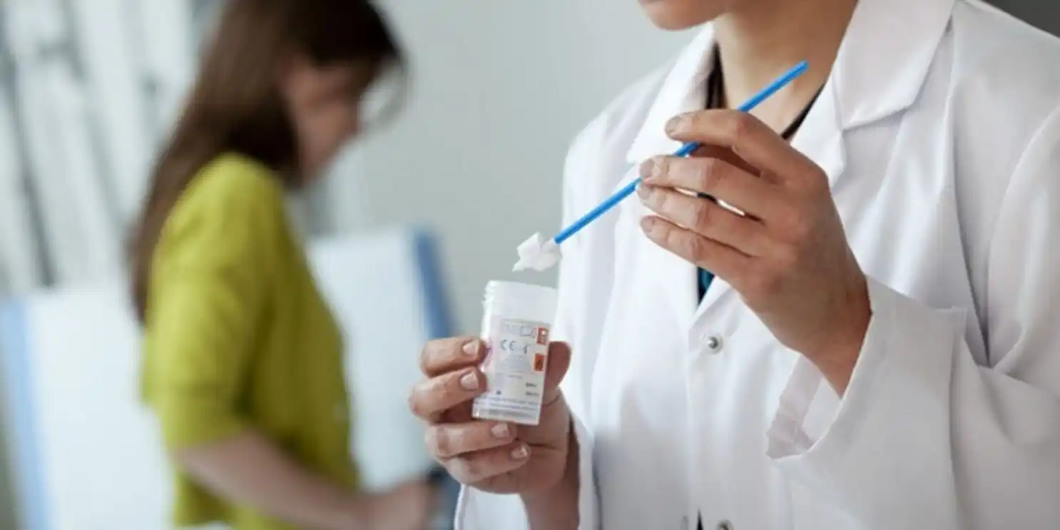 El papanicolau es el examen clave para prevenir el cáncer de cuello de útero