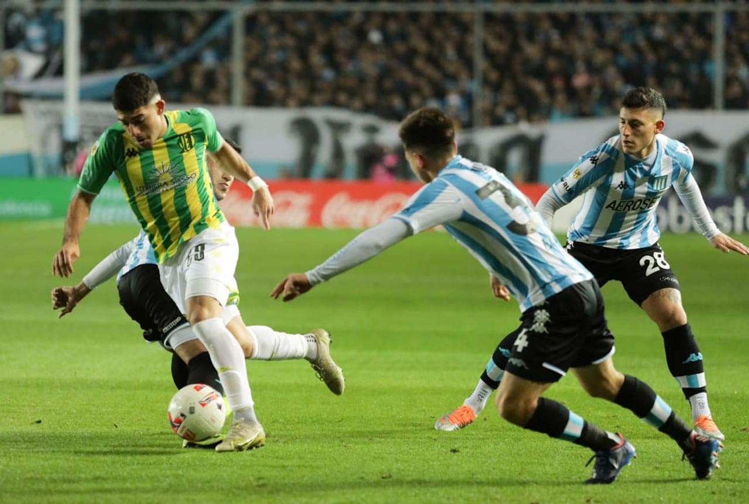 Aldosivi volvió a perder por goleada ante Racing