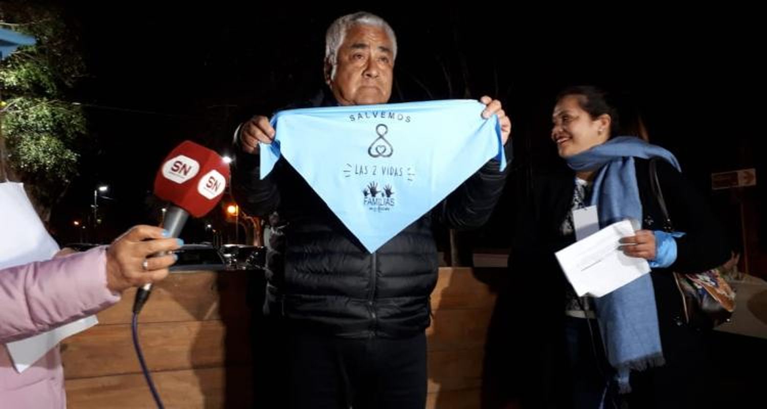 Feministas cuestionaron el apoyo del intendente a la marcha por el “día de acción por las dos vidas”
