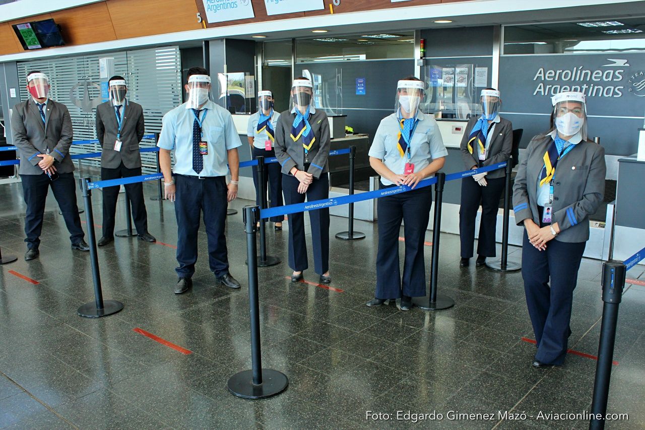 Reinicio de operaciones: Aerolíneas Argentinas denunciará penalmente a los pasajeros que intenten evadir controles sanitarios