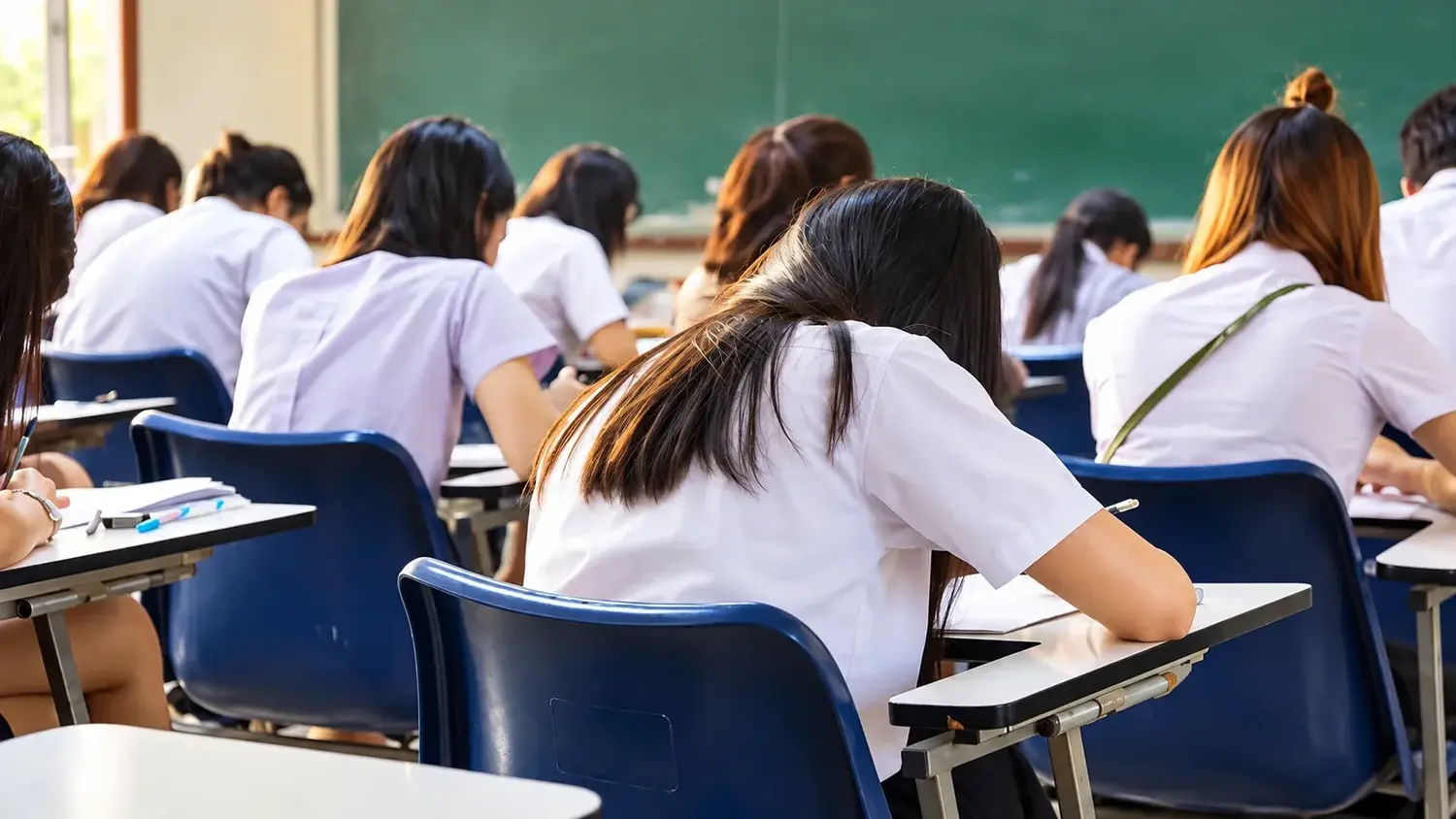 En Argentina, solo 19 de cada 100 adolescentes llegan a los 15 años en tiempo y forma escolarizados.