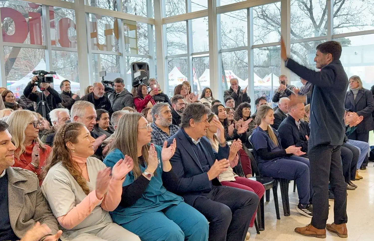 Pullaro inauguró la ampliación del Hospital Samco de Funes, una obra de más de $4.800 millones