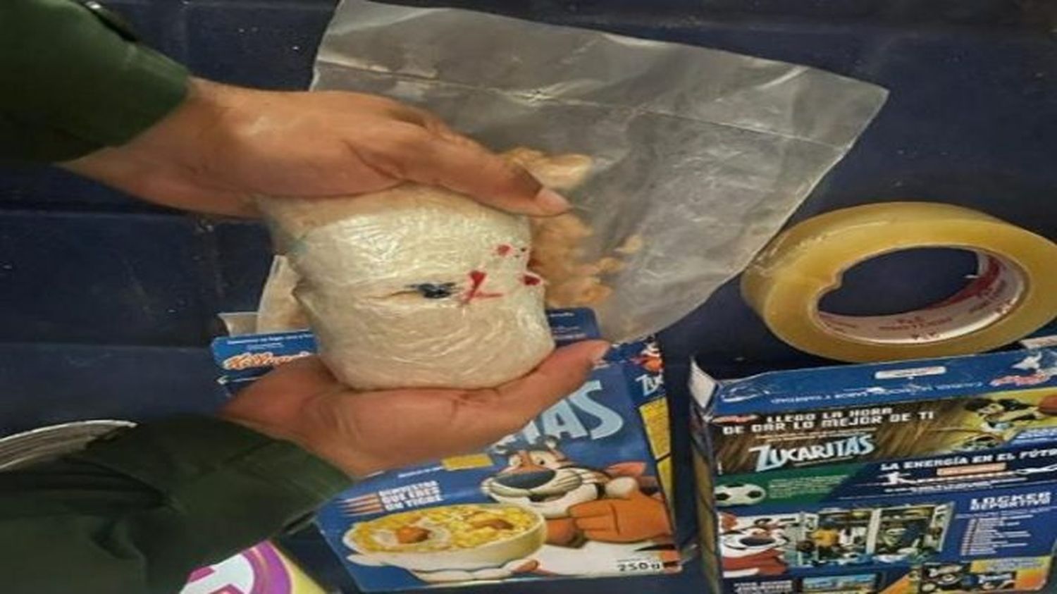 DENTRO DE CAJAS DEL CEREAL ZUCARITAS: GNB incautó 9 panelas de cocaína en un rancho del Zulia