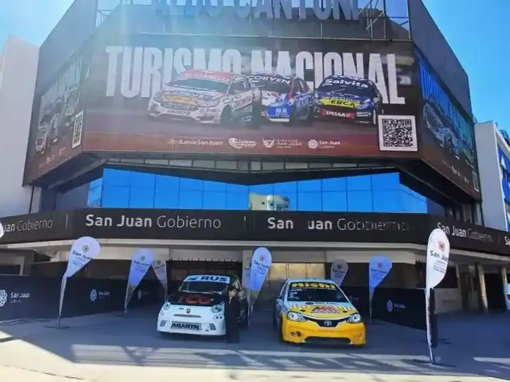 La décima fecha de la temporada del Turismo Nacional tuvo su presentación en el Aldo Cantoni.Foto: 0264noticias.