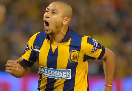 River ganaba, pero el Chino Luna le dio el empate a Central 