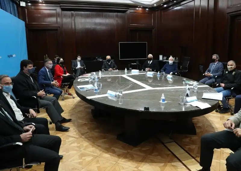 Mesa sectorial automotriz avanza con proyecto de ley y ratifica inversiones por u$s 5.000 M