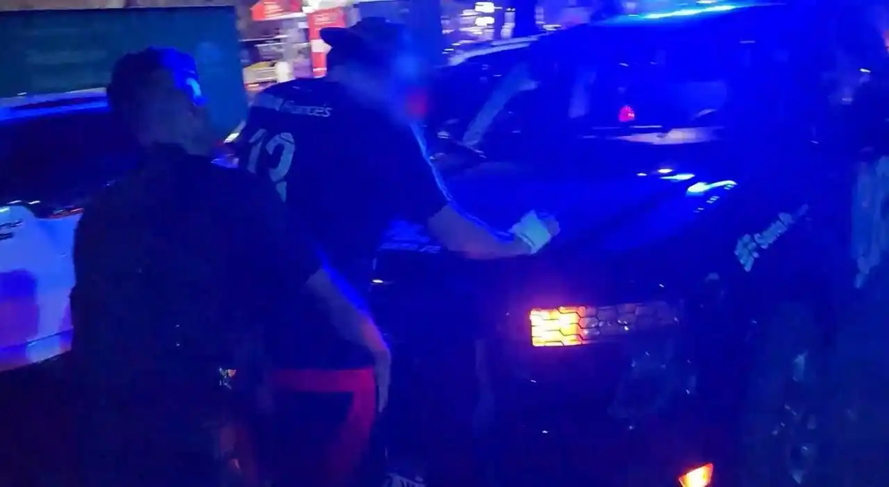 Amplios operativos policiales en Rosario y Santa Fe