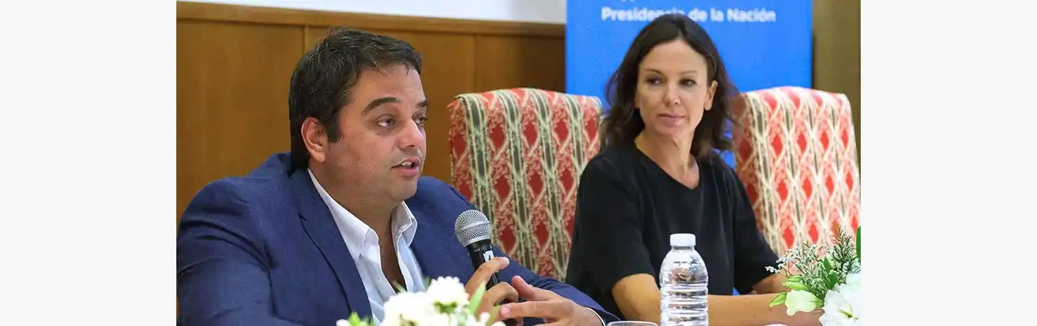 Triaca y Stanley encabezan en la ciudad la apertura de la Semana Social