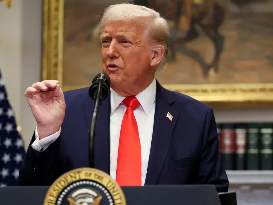 Se empiezan a conocer las reacciones a las medidas de Trump, que rigen desde este martes. Reuters.