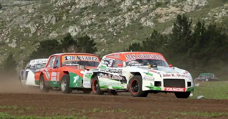 EN VIVO | Seguí la transmisión de la carrera  APAC, TC del Sudeste y el Turismo Sport 1850 en Tandil