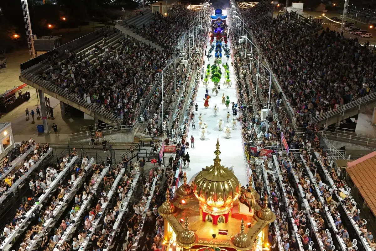 El escribano del Carnaval habló de la apertura de sobres y contó porqué se miran las planillas cada noche