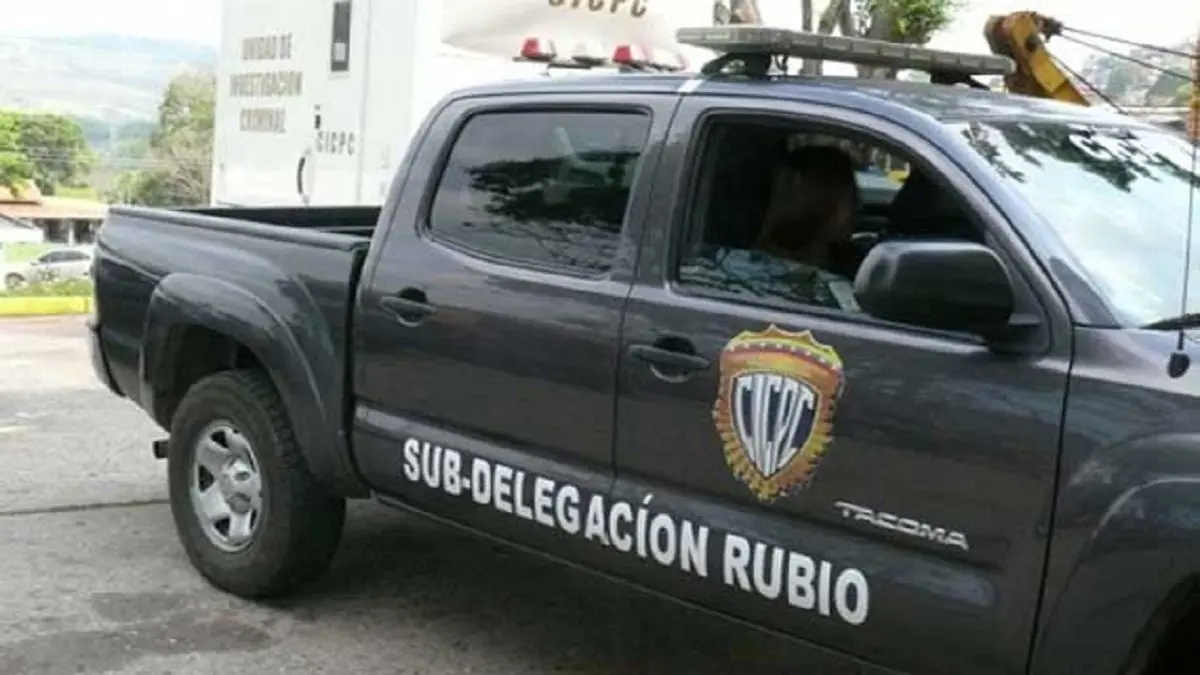 PENSABA PIRARSE por la frontera y lo atraparon: este sujeto vendía mujeres y niños al mejor postor