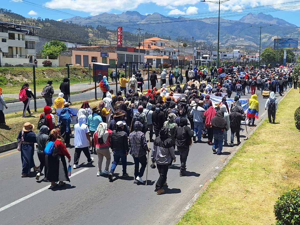 Ecuador completa 10 días de protestas tras eliminación del subsidio del diésel
