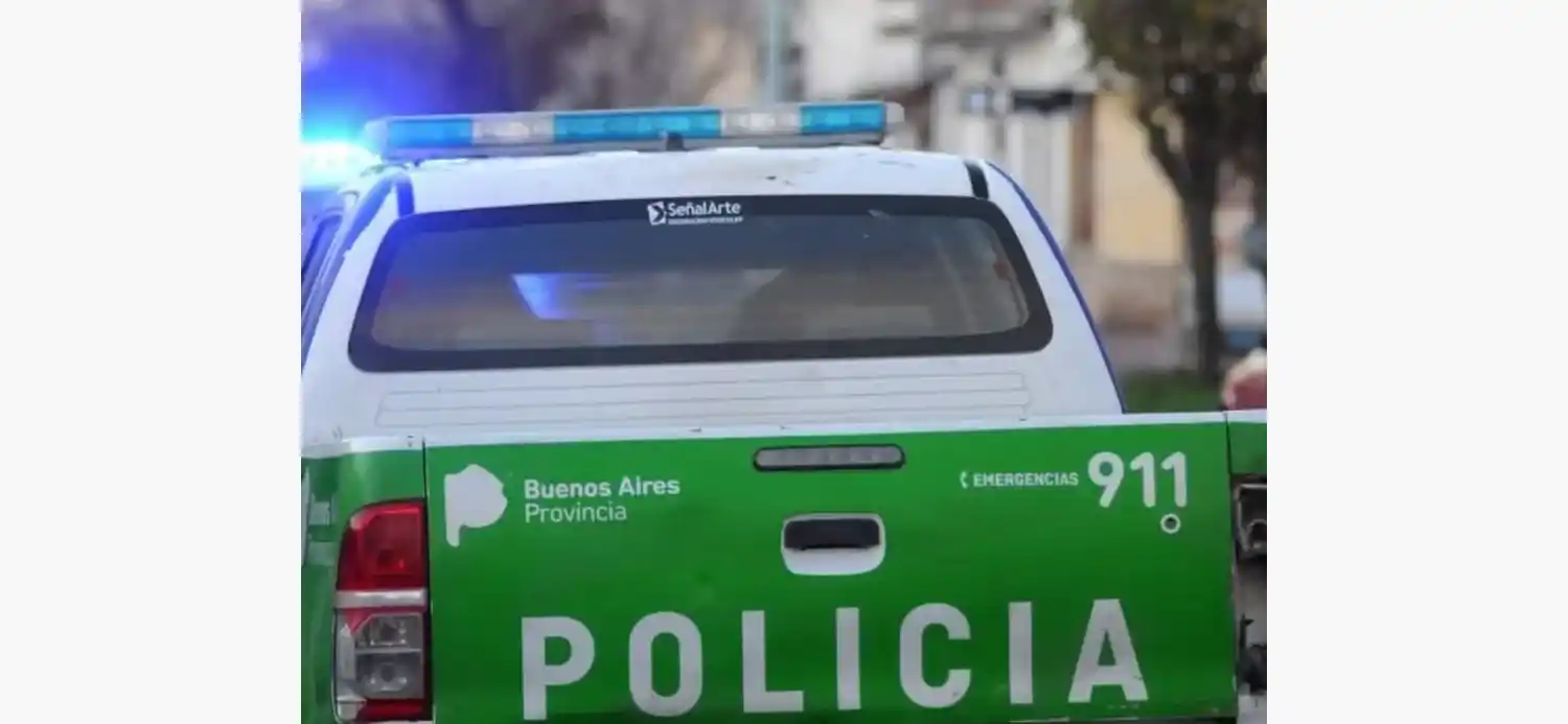 La Policía aprehendió al menor luego de que fuera perseguido y atrapado por el comerciante.