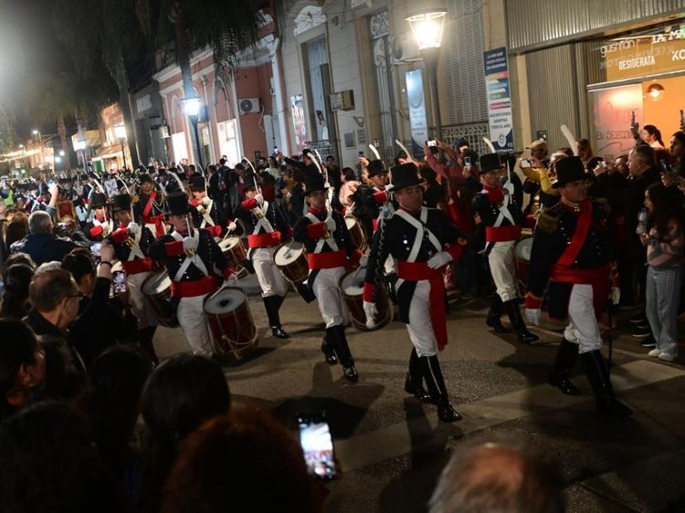 Gualeguaychú festeja sus 242 años con banda militar y actividades en el Corsódromo durante todo el día