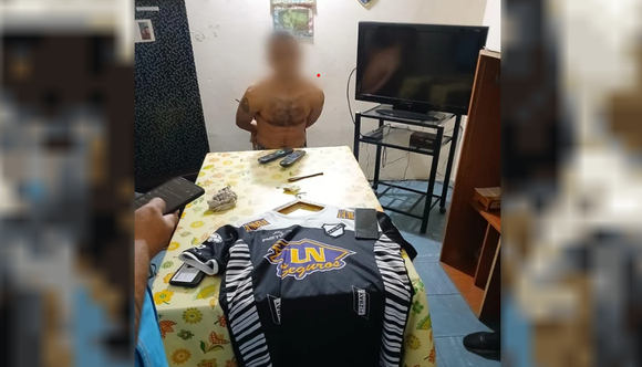 Arrestan en Floresta a un barra de All Boys acusado de prender fuego un patrullero