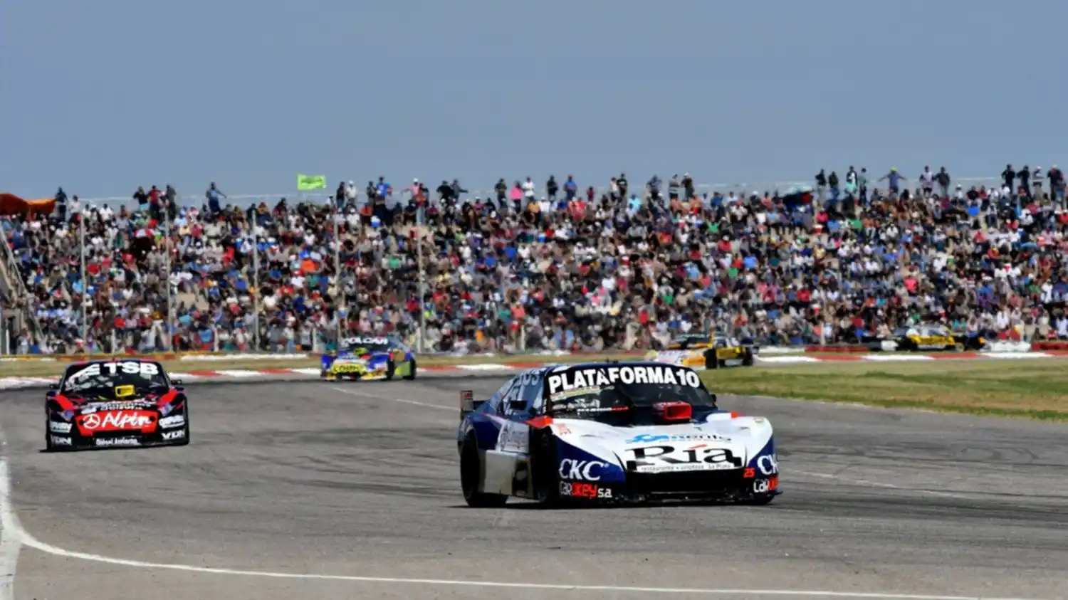 Mangoni ganó por primera vez en el Turismo Carretera y se adueñó del trazado de San Luis
