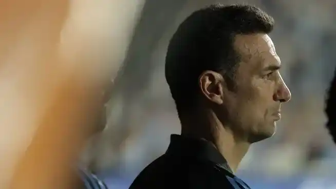 Las incógnitas de Lionel Scaloni para el debut de Argentina ante Argelia: qué equipo piensa el DT