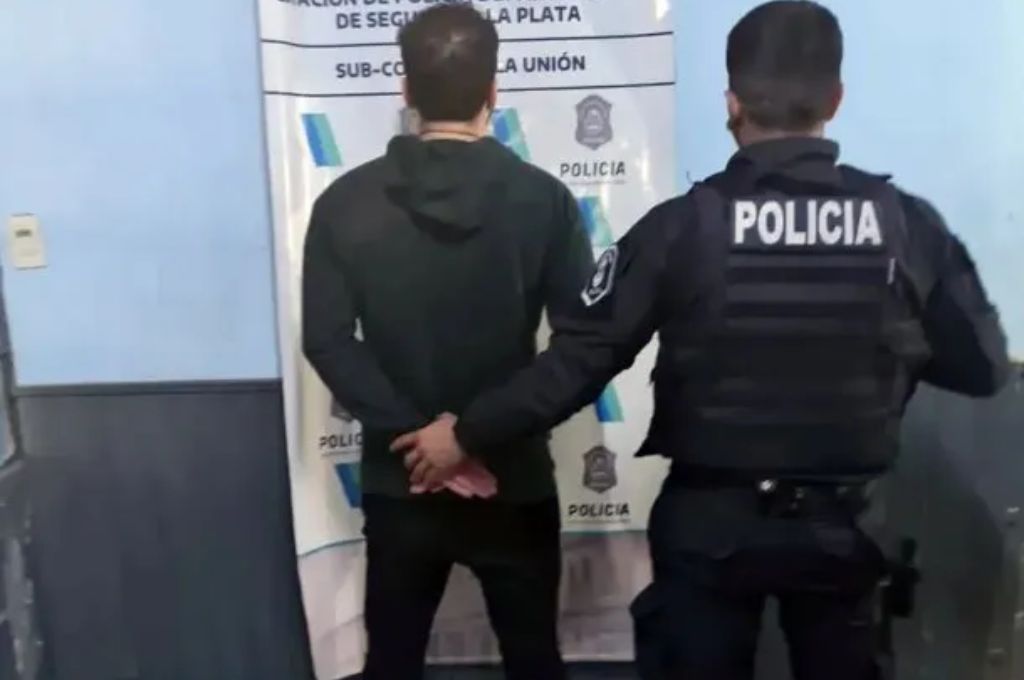 Profesor detenido