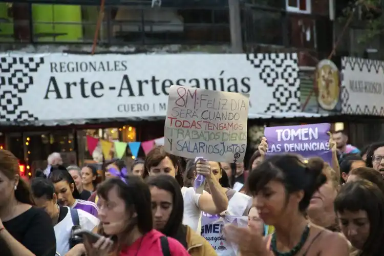 8M: Las mujeres de Gualeguaychú se volcaron a las calles y reclamaron trabajo, educación, salud y políticas sociales