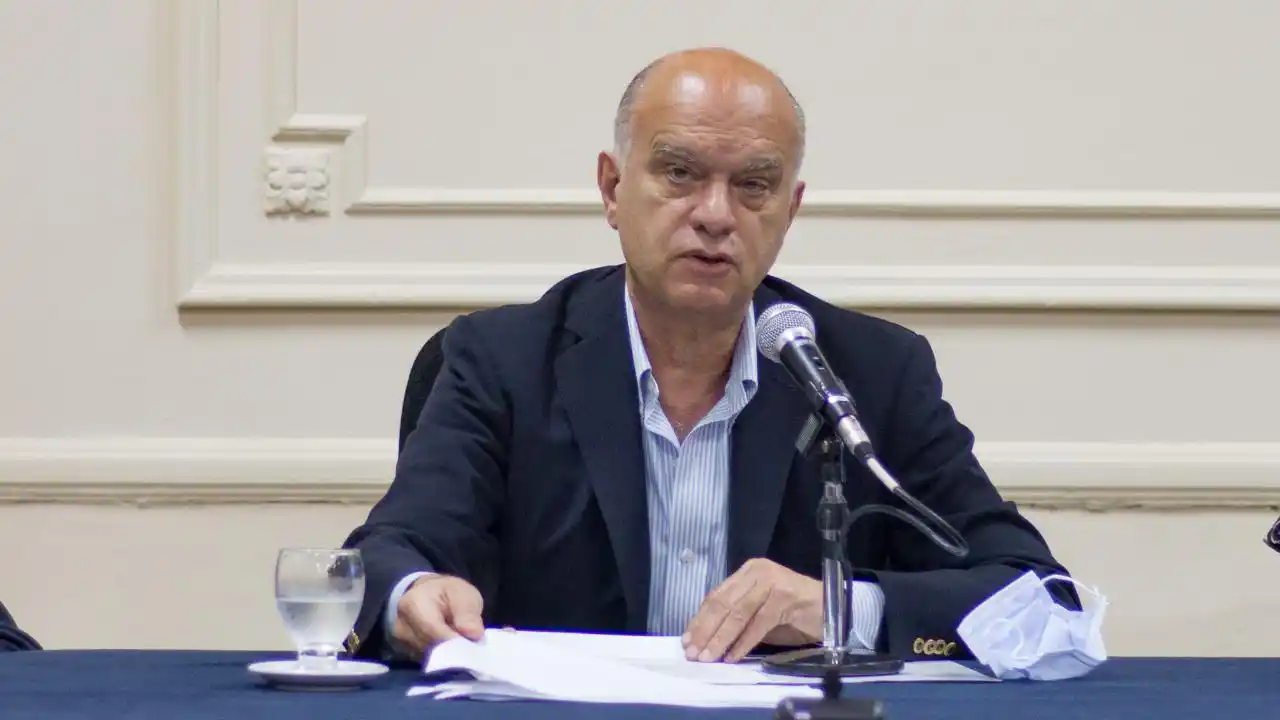 Grindetti quiere traspasar la policía local a la órbita municipal: “El gobierno bonaerense no está de acuerdo”