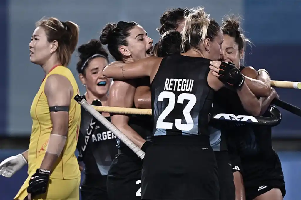 Las Leonas ganaron y se mantienen en zona de clasificación a los cuartos de final