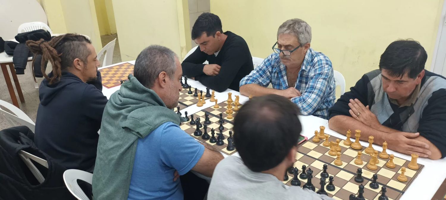 Comenzó el torneo de ajedrez en homenaje a Veteranos de Malvinas