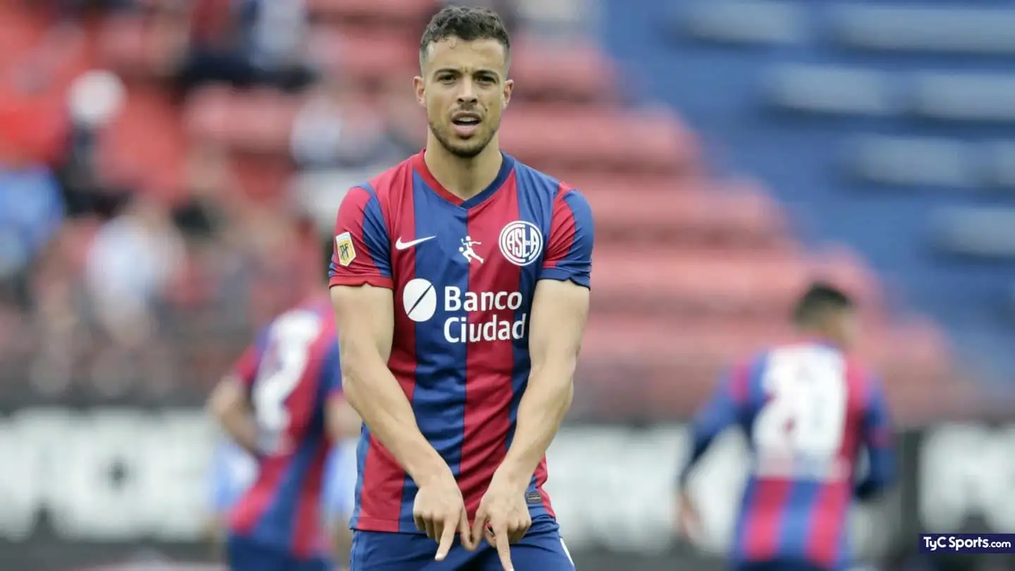 Di Santo sigue en conflicto con San Lorenzo.