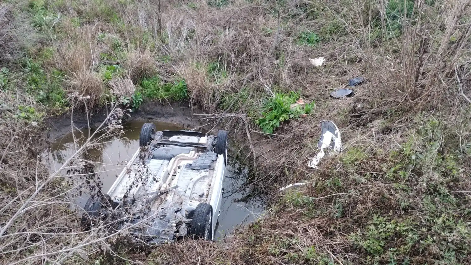 Hallan el vehículo de “Chavito” Treiyer volcado en inmediaciones a Hasenkamp