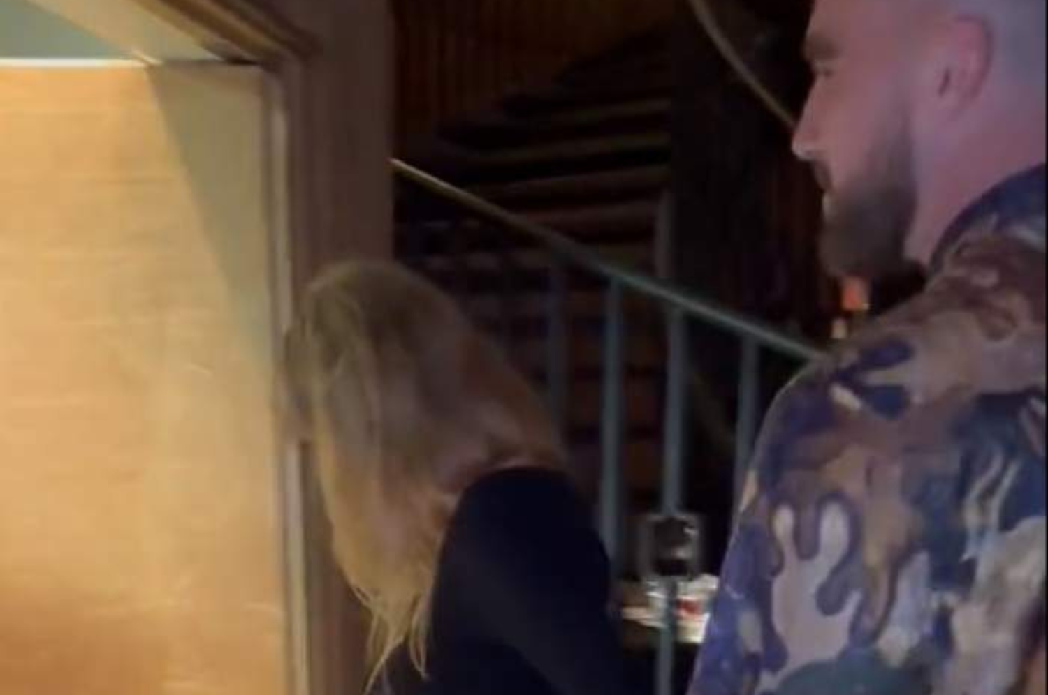 Taylor Swift y Travis Kelce. fueron a un exclusivo restaurante.