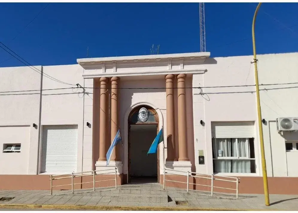 Comisaría  de Adolfo Gonzales Chaves