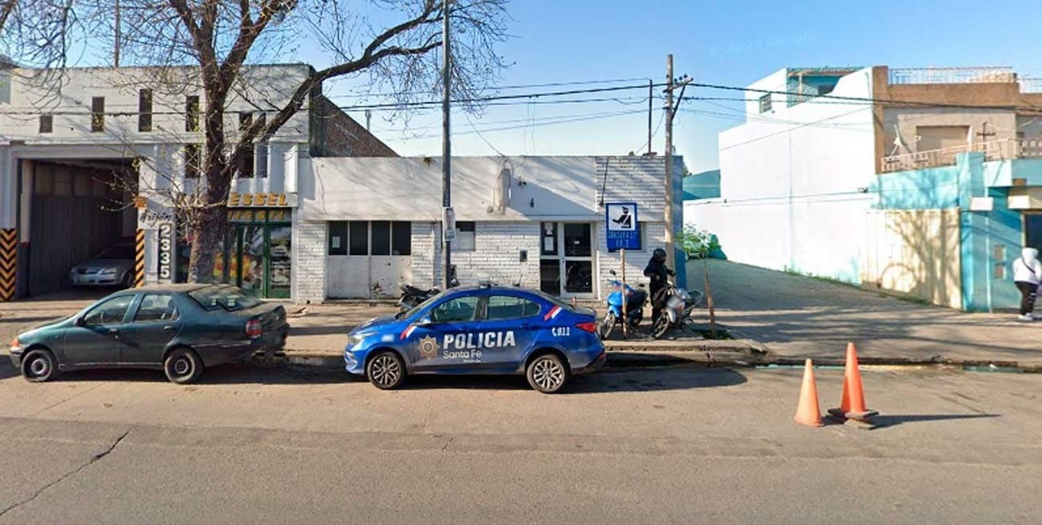 La seccional policial donde se produjo la fuga.