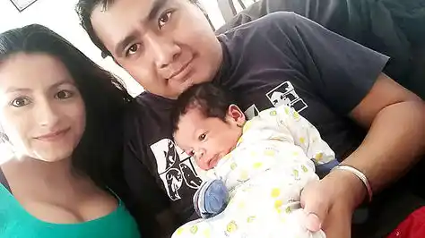 Le pusieron Iron Maiden a su bebé y la historia se viralizó