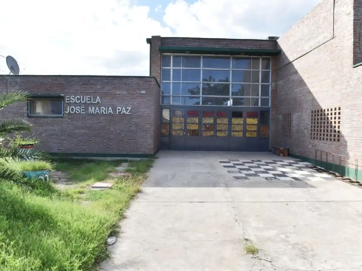 Robo afectó instalación eléctrica en la Escuela José María Paz 