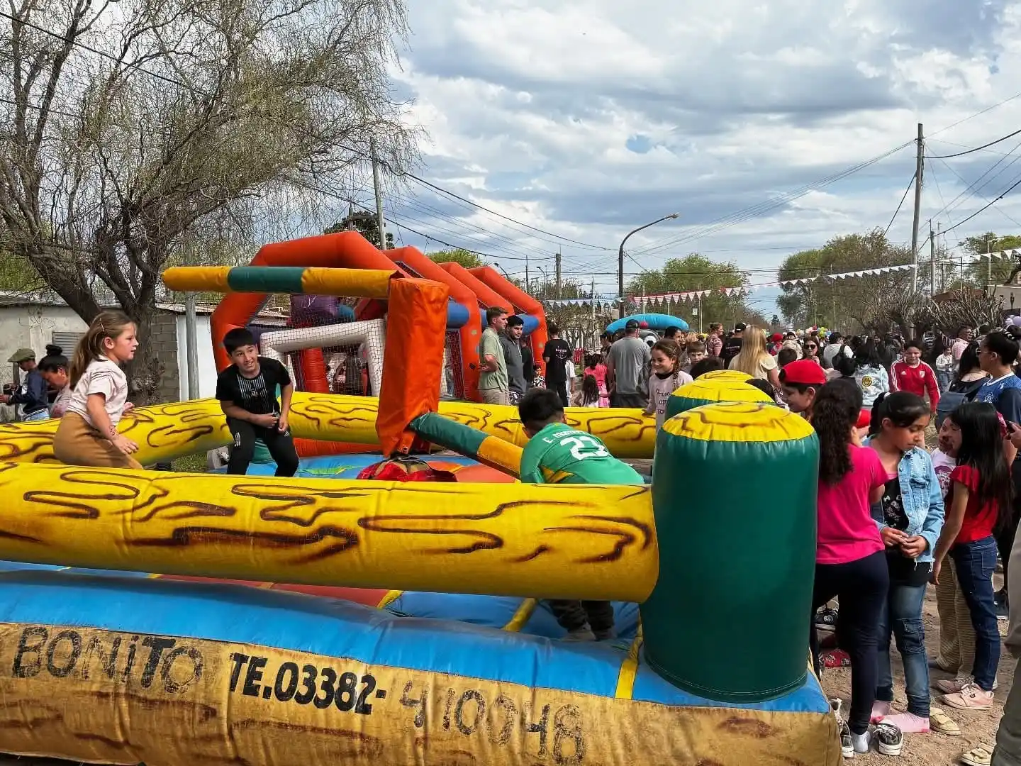 Tarde de domingo repleta de alegría y entretenimiento. Foto: Gentileza.