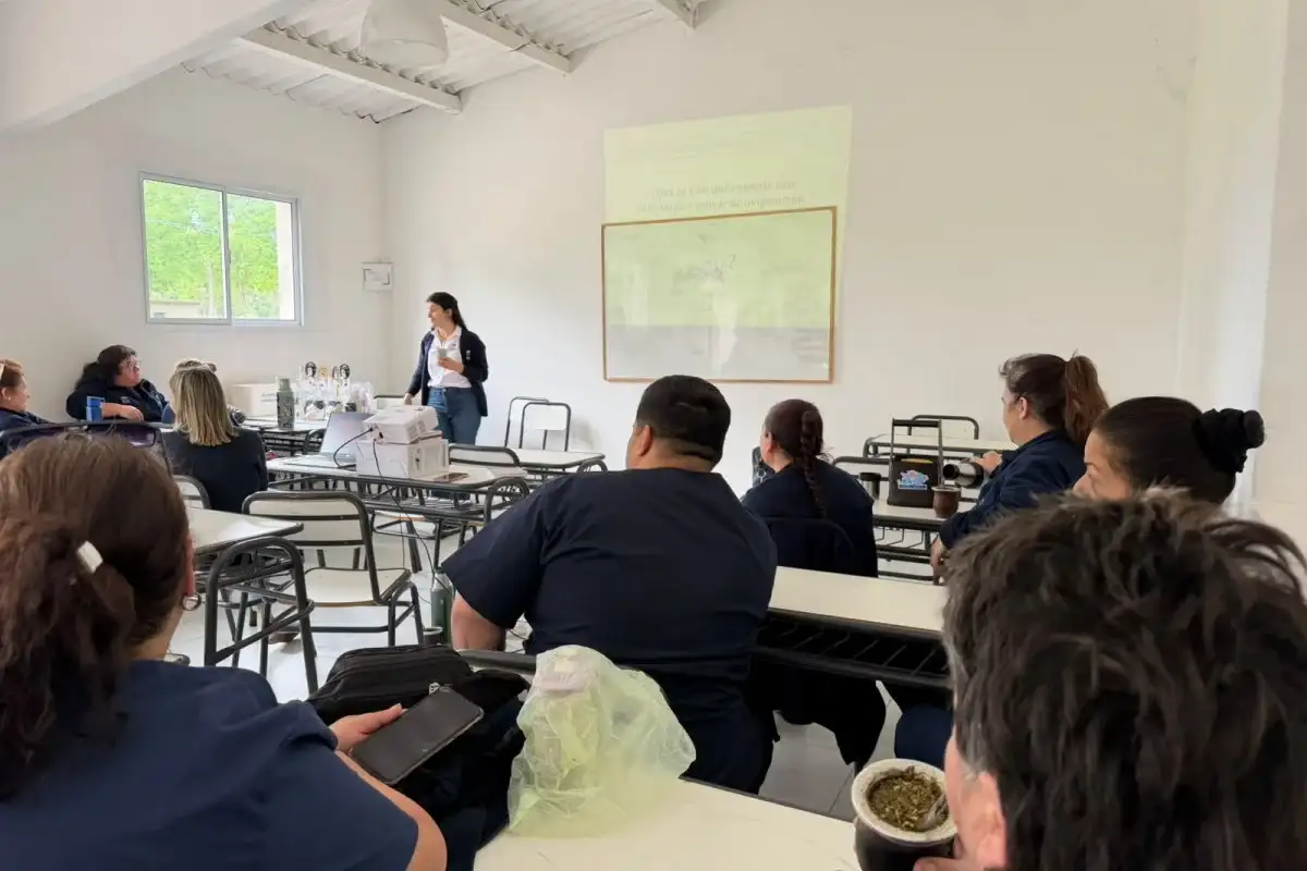 Capacitaron a los CAPS en la colocación y seguimiento de ovitrampas para fortalecer la prevención del dengue