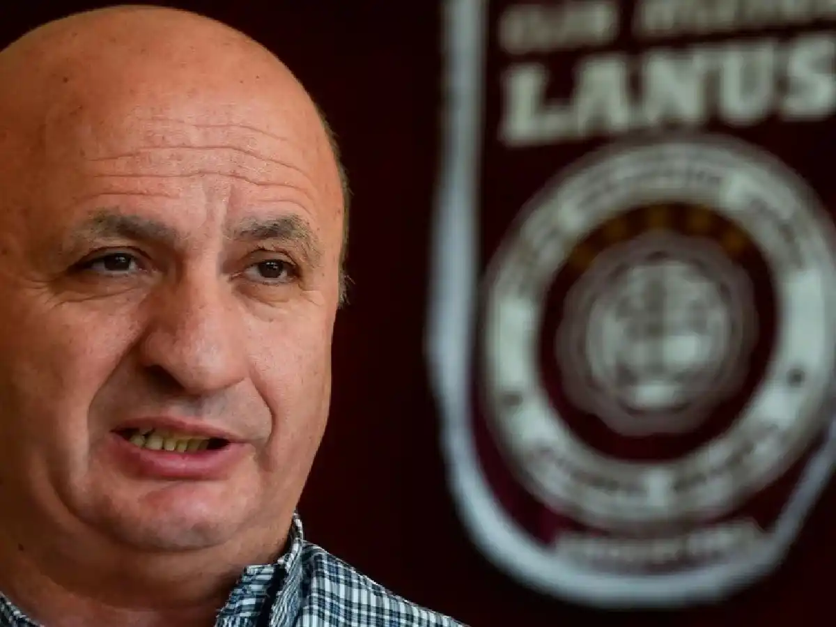 Russo dijo que "hay  que ser cautos y no pensar en el fútbol"