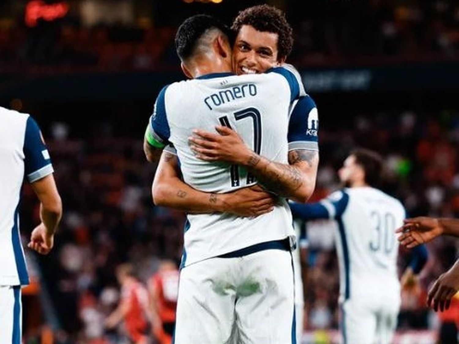 imagen El Tottenham de "Cuti" Romero le ganó al Manchester United y se coronó campeón de la Europa League