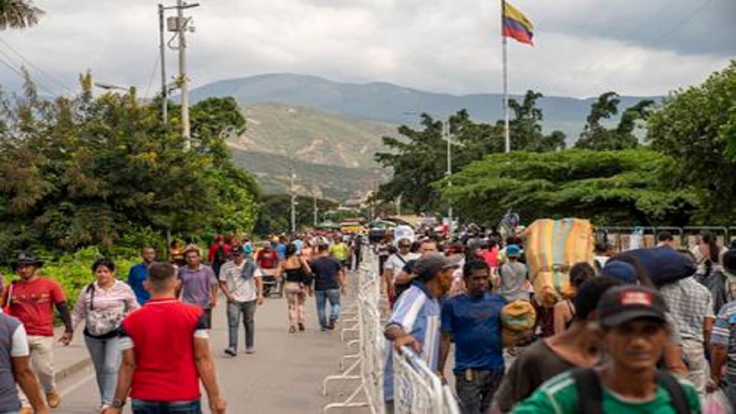 Maduro propone a Gustavo Petro crear zona económica especial entre Cúcuta y Táchira
