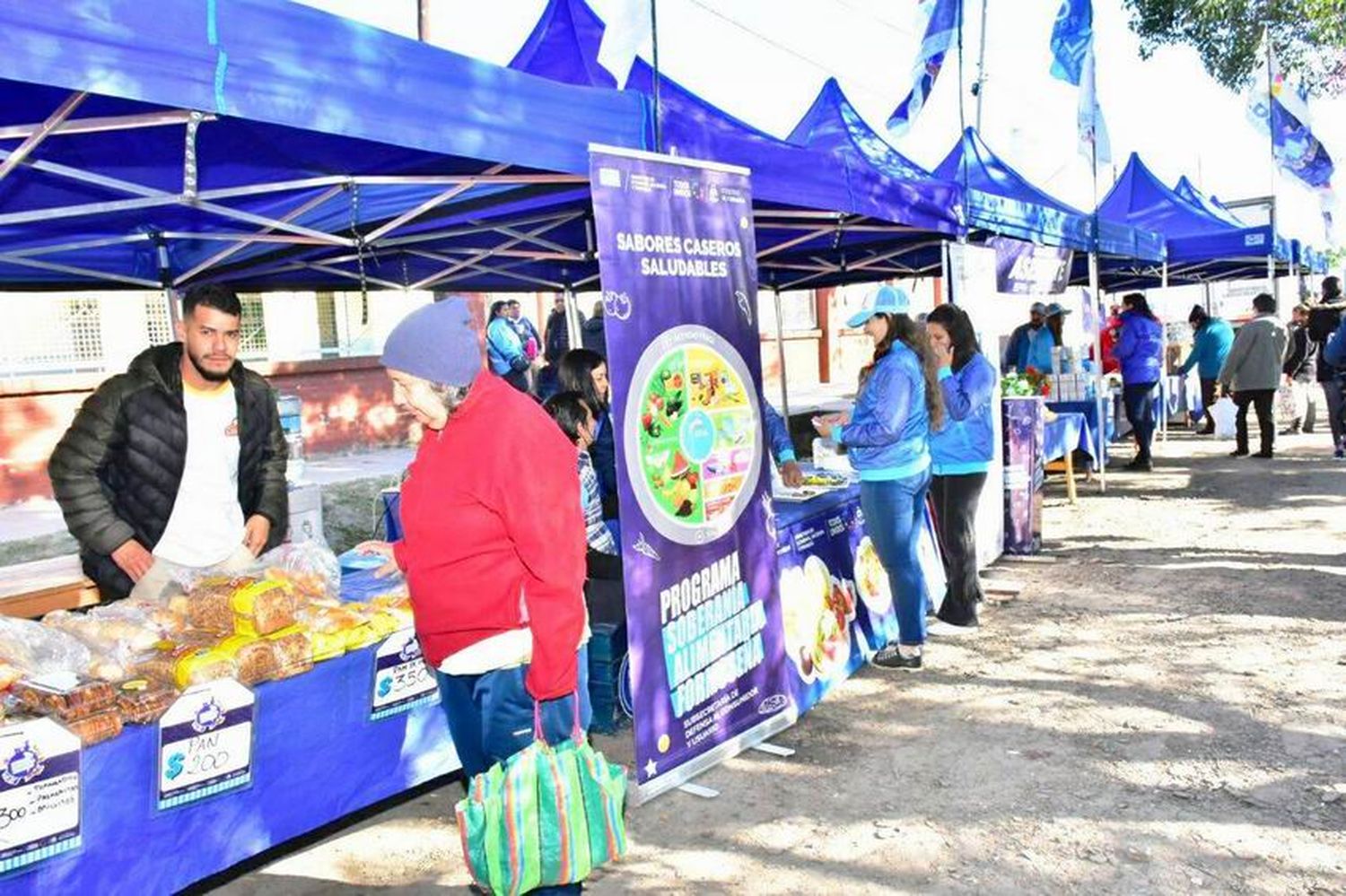 Mansilla y Villa Escolar: bingo familiar y venta 
de Soberanía alimentaria previo al OPNGT